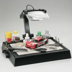 Tamiya WORK STATION W/MAGNIFYING LENS (#74064)